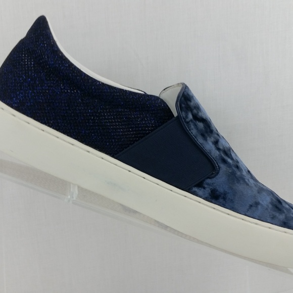 Marc Fisher Calie Blue Velvet Slip On Shoe 9.5 M - Picture 4 of 8